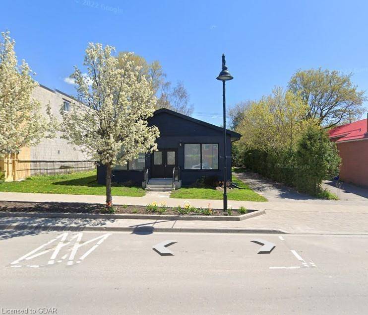 Uxbridge, ON L9P 1P4,108 Brock Street W