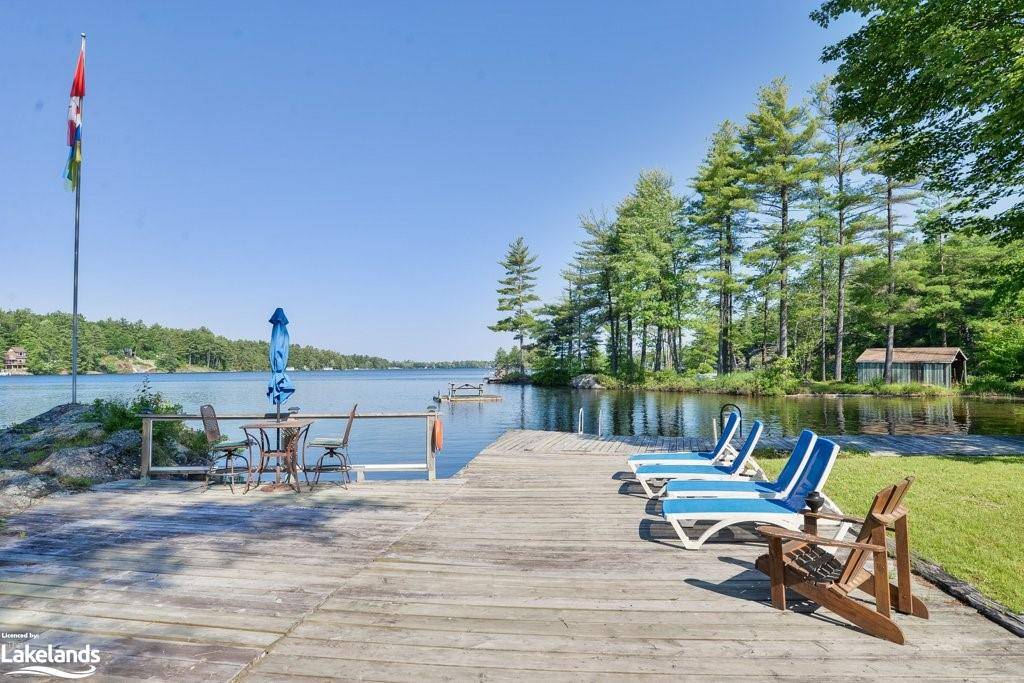 Gravenhurst, ON P1P 1V5,600 Gull Lake