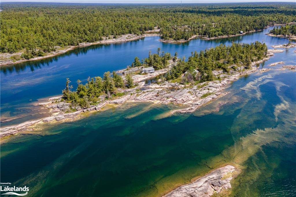 Honey Harbour, ON P0E 1E0,2 Island 4450