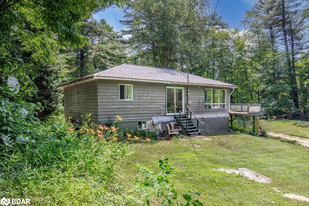 Utterson, ON P0B 1M0,2357 Old Muskoka Road