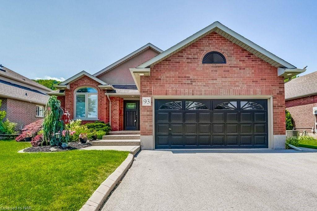 Grimsby, ON L3M 5H4,93 Colonial Crescent