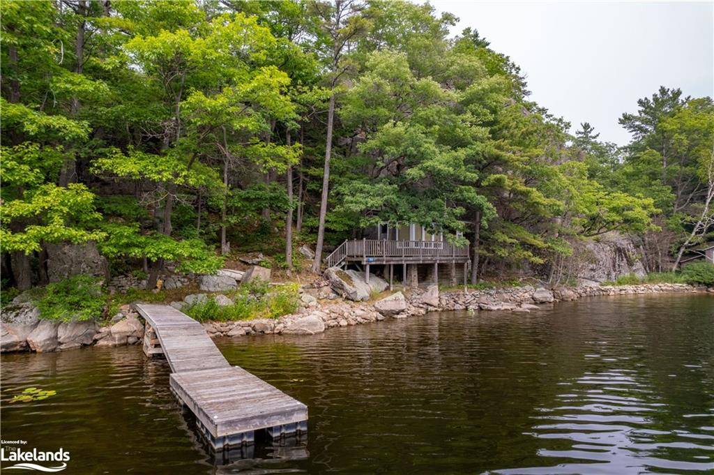 Honey Harbour, ON P0E 1E0,18544 Georgian Bay Shore