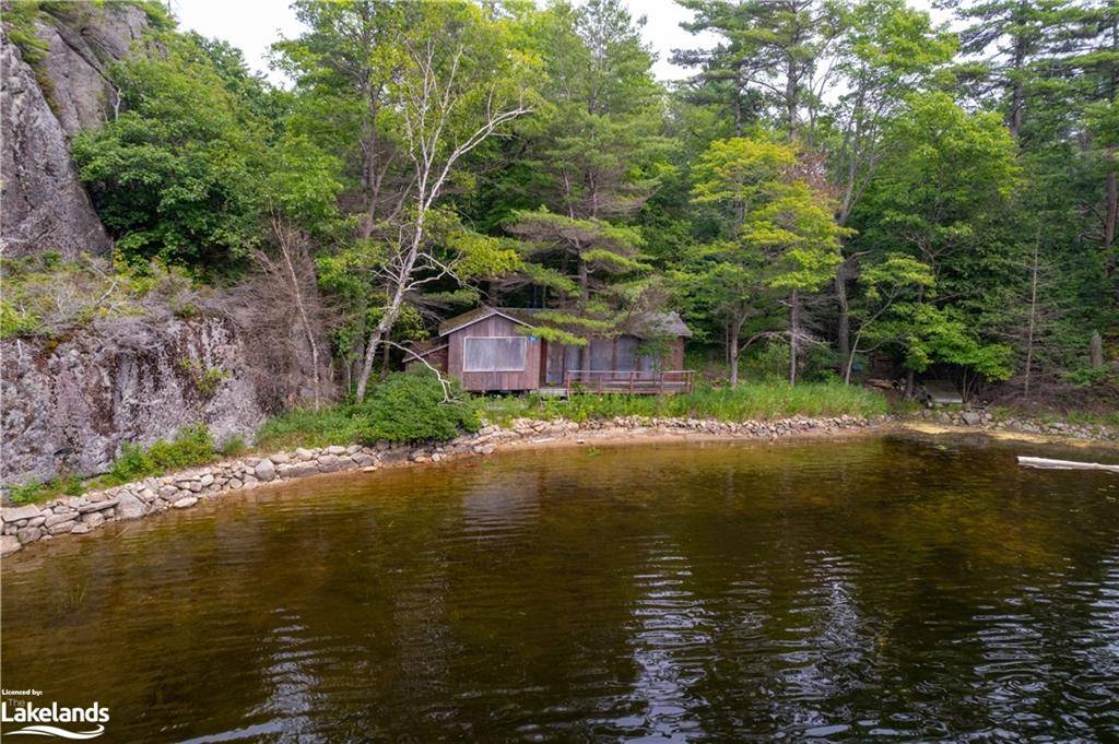 Honey Harbour, ON P0E 1E0,18516 Georgian Bay Shore