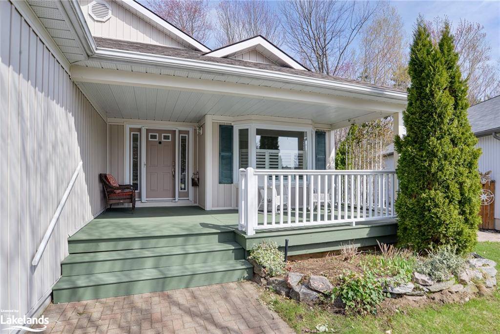 Gravenhurst, ON P1P 1Y8,70 Hedgewood Lane