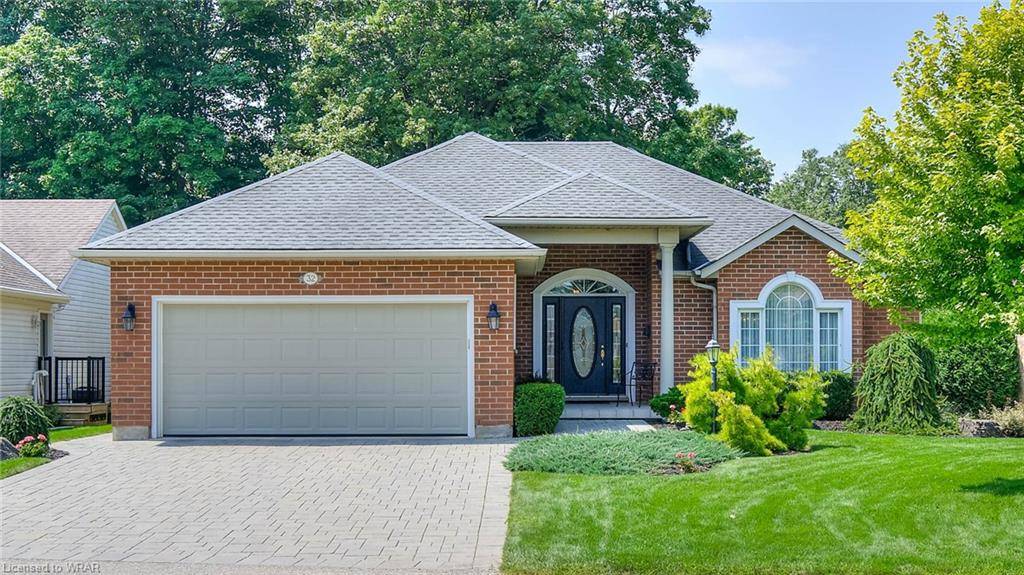 Baden, ON N3A 3P9,32 Sun Valley Drive #202