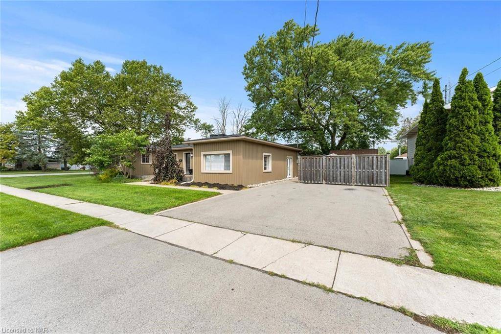 Fort Erie, ON L2A 3E3,1322 Orchard Avenue