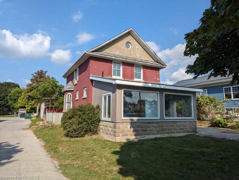 Kincardine, ON N2Z 2X9,287 Durham Street