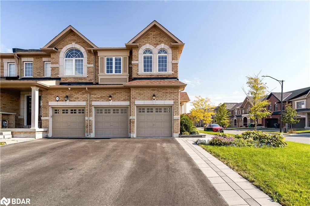 Brampton, ON L7A 4L6,31 Ivor Crescent