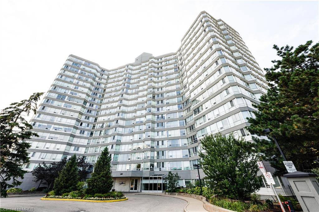 Mississauga, ON L5R 1Y2,50 Kingsbridge Garden Circle #607