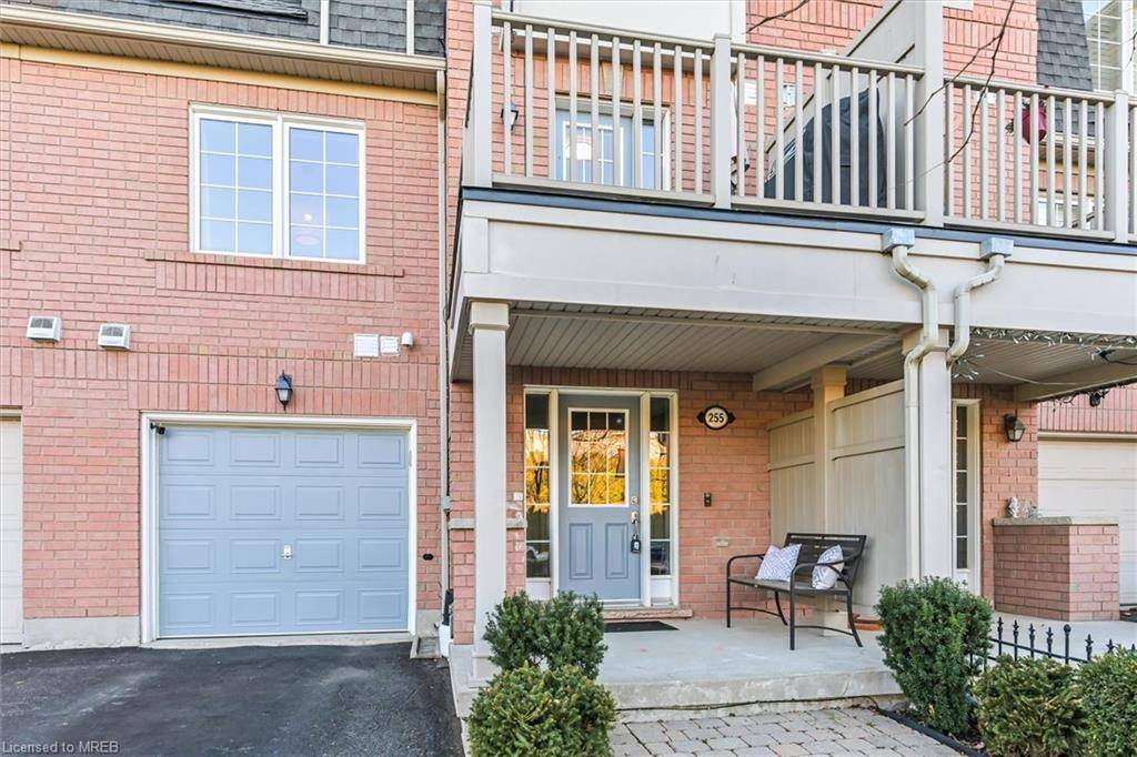 Milton, ON L9T 0P8,255 Prosser Circle