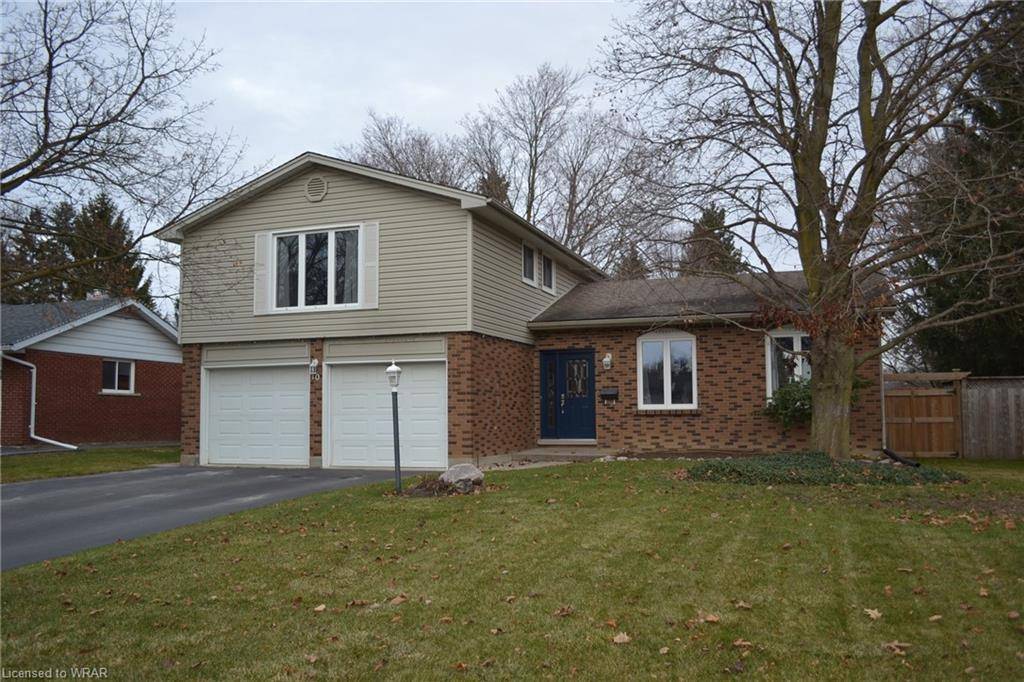 Elmira, ON N3B 1A8,10 Nightingale Crescent