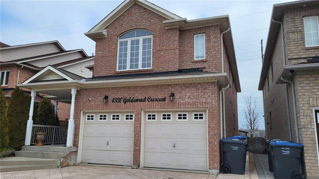 Mississauga, ON L5V 3C3,4330 Goldenrod Crescent