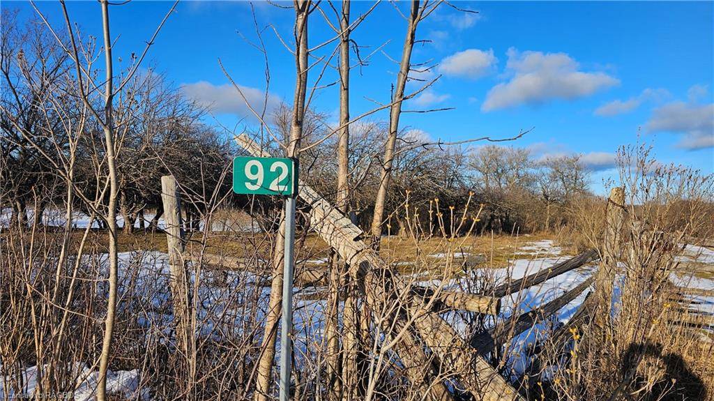 Miller Lake, ON N0H 1Z0,92 Crane Lake Road