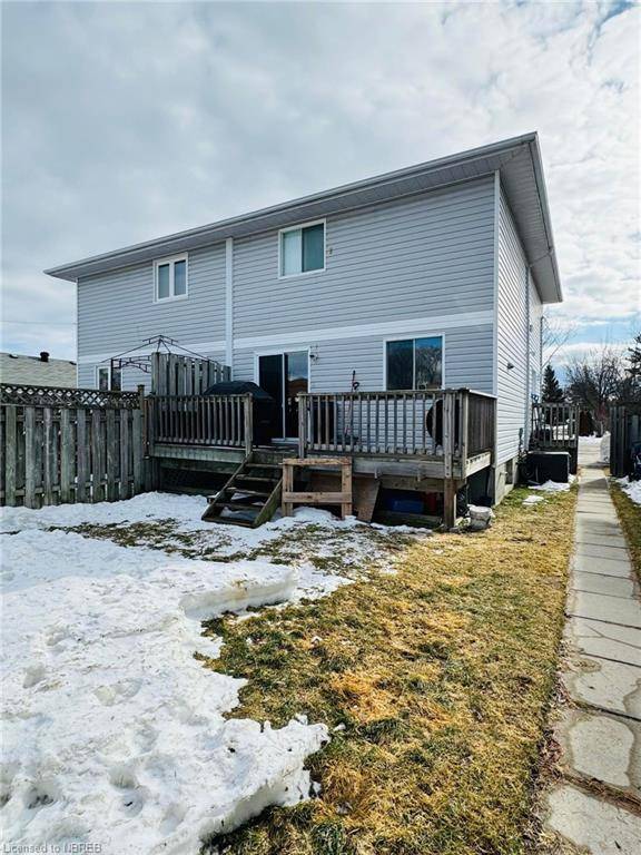 North Bay, ON P1B 7C7,250 Gould Avenue