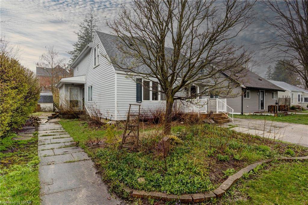 Listowel, ON N4W 2X8,545 York Avenue N