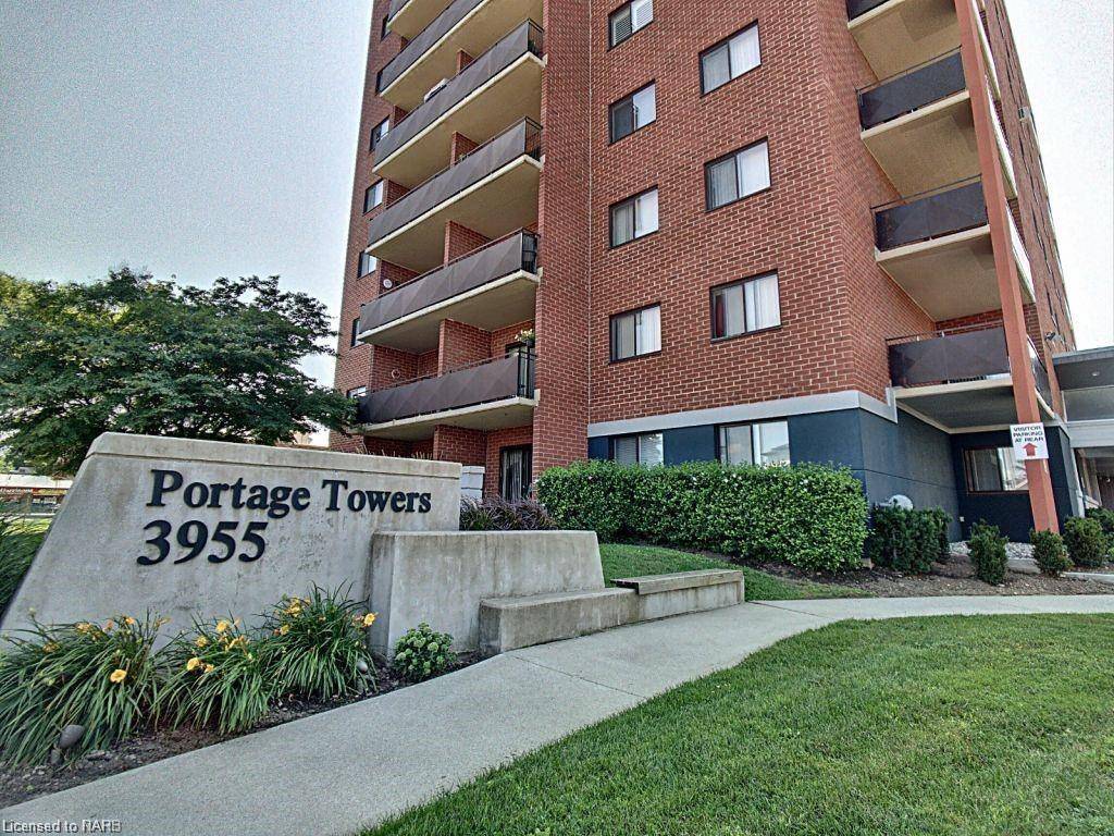 Niagara Falls, ON L2J 3W2,3955 Portage Road #406