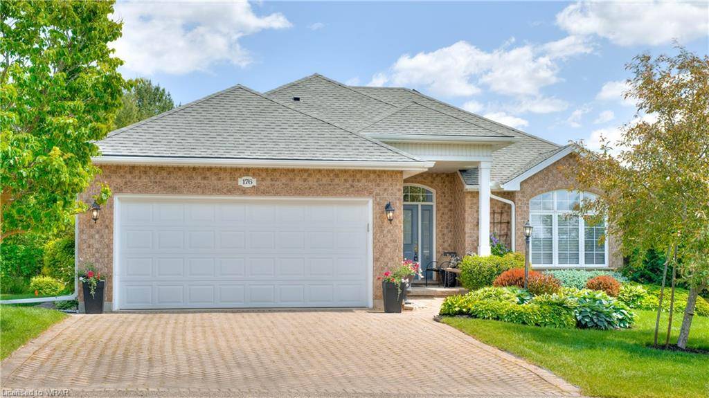 Baden, ON N3A 3P1,176 Golf Links Drive #153