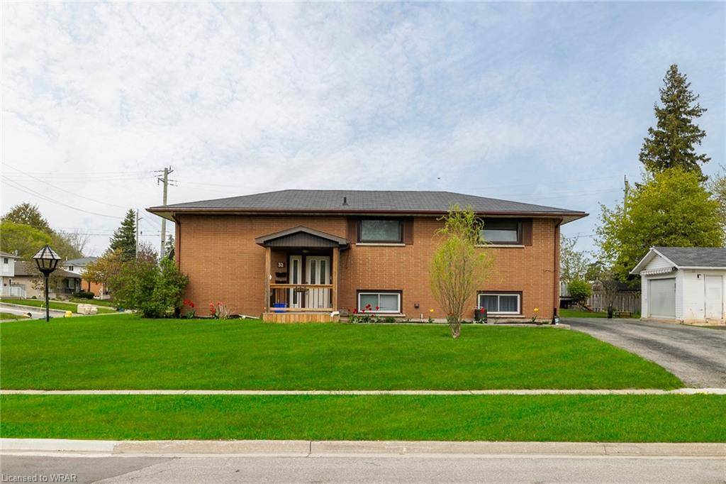 Elmira, ON N3B 1C9,32 Tanager Street