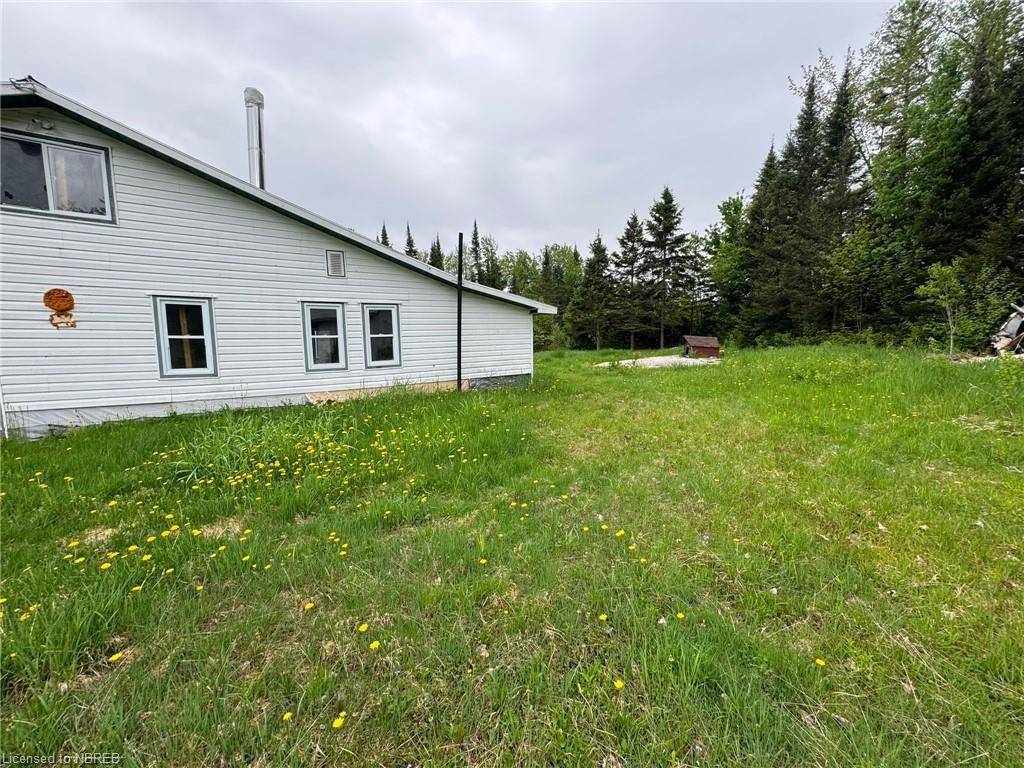 Mattawa, ON P0H 1V0,547 Janveau Road