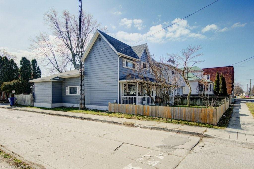 Chatham, ON N7M 3R9,200 Park Street