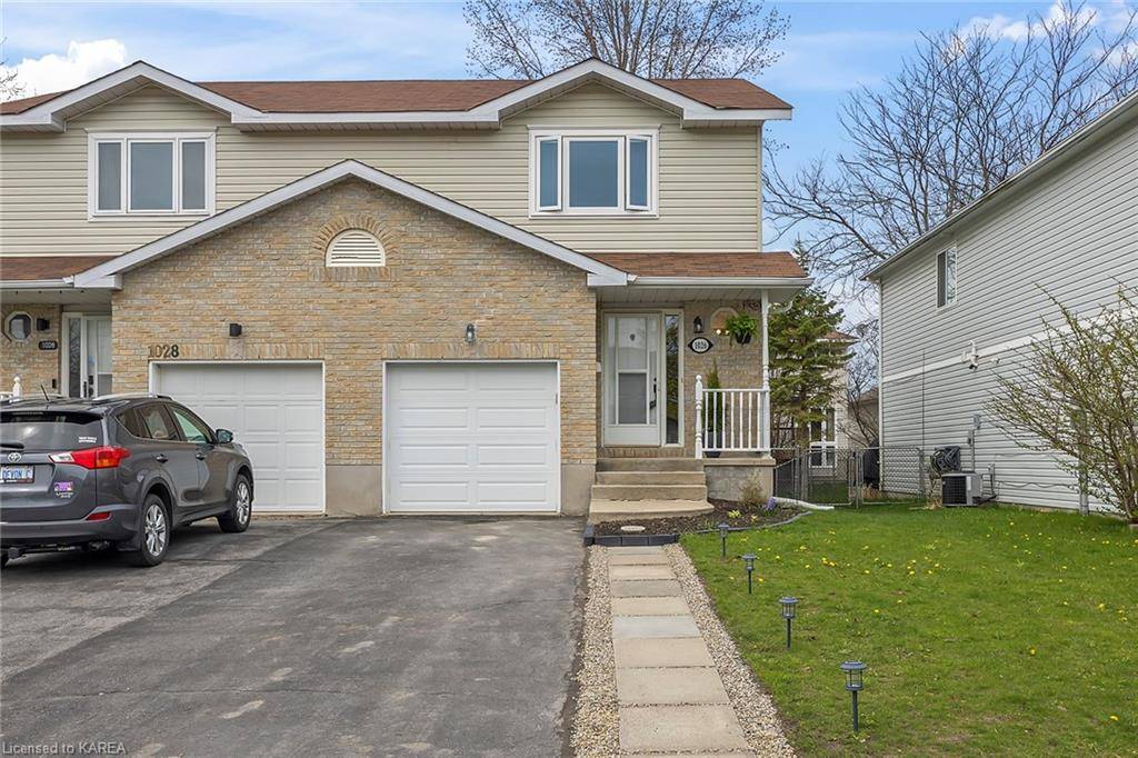 Kingston, ON K7M 8V5,1026 Waterbury Crescent