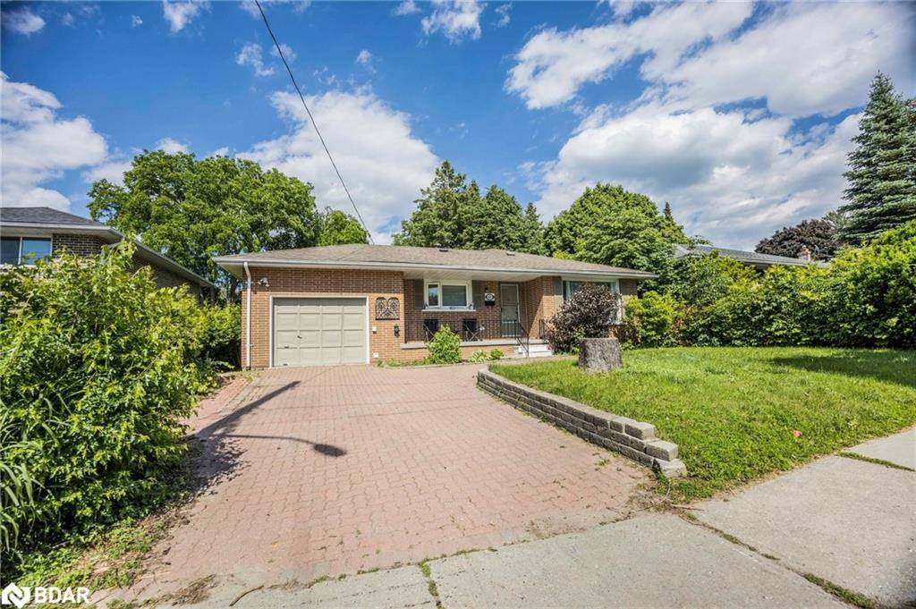 Barrie, ON L4M 2L3,60 Marion Crescent