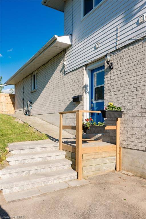 North Bay, ON P1B 5W6,678 O'brien Street