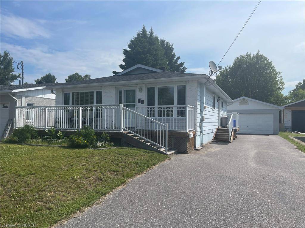 North Bay, ON P1A 3T7,48 Tweedsmuir Drive