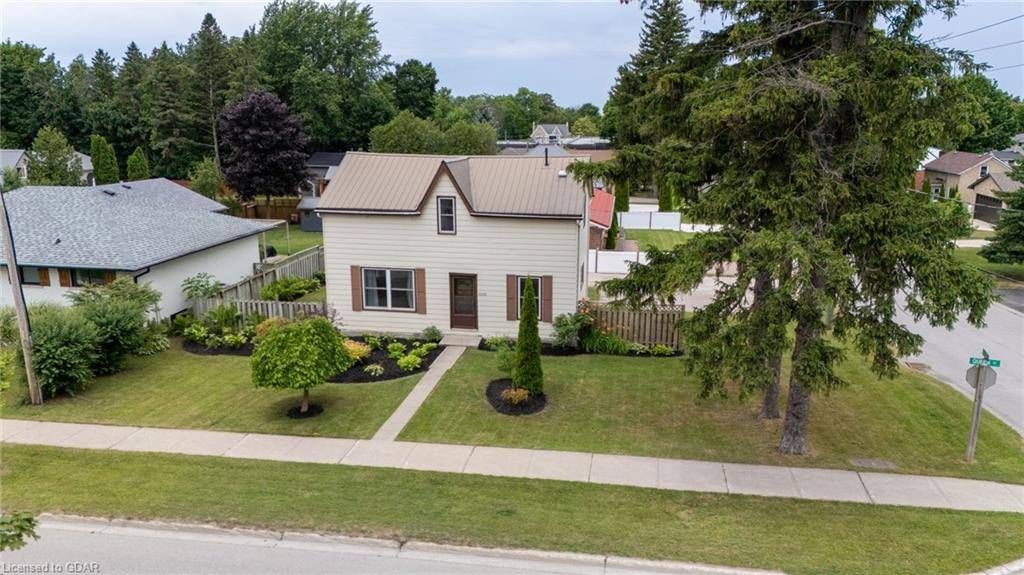 Kincardine, ON N2Z 1E7,1070 Queen Street