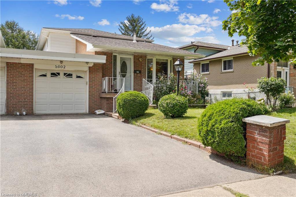 Mississauga, ON L4Y 3R7,3602 Birchmeadow Cres Crescent