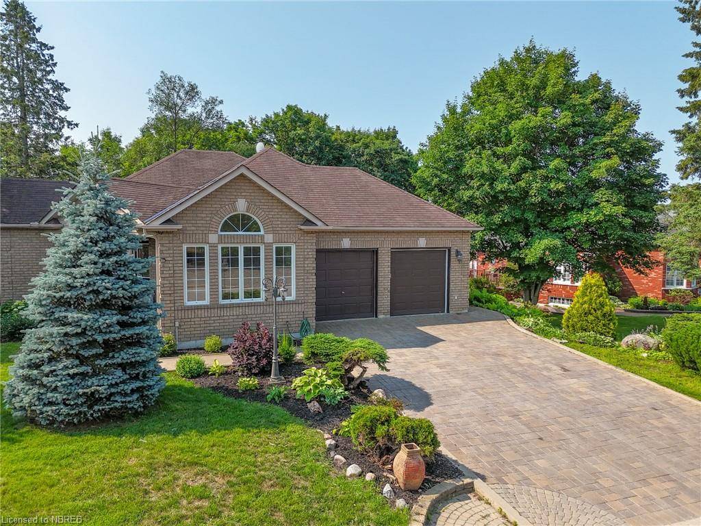 North Bay, ON P1C 1M1,2 Briarwood Court