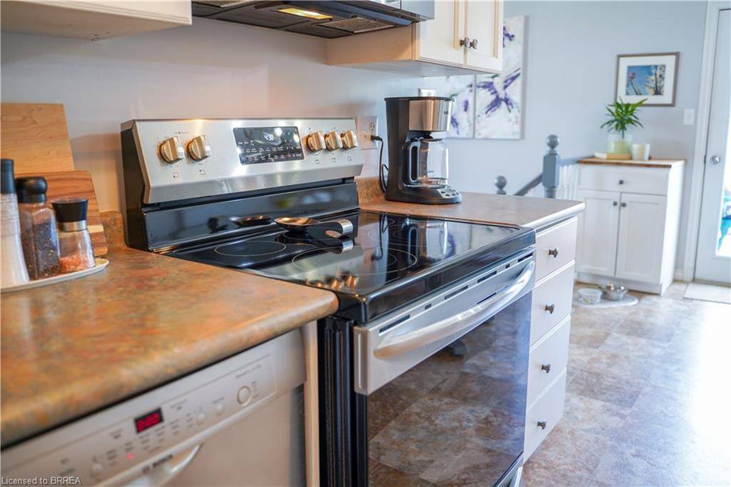 Hagersville, ON N0A 1H0,172B King Street E