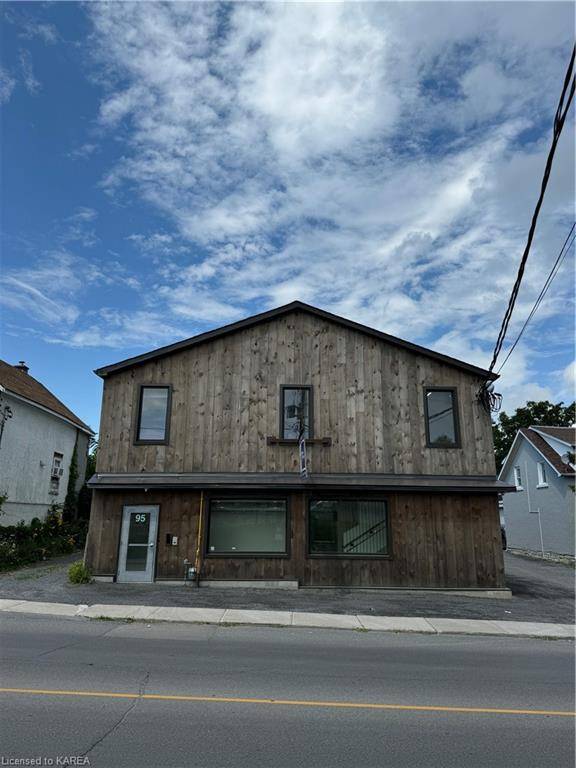 Kingston, ON K7K 2A8,95 Concession Street #206