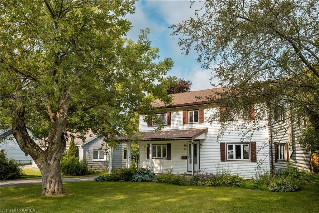 Greater Napanee, ON K7R 2B9,445 Dundas Street W