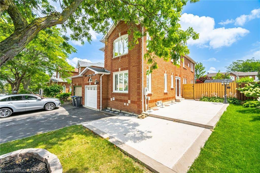 Mississauga, ON L5R 3K1,5344 Richborough Drive