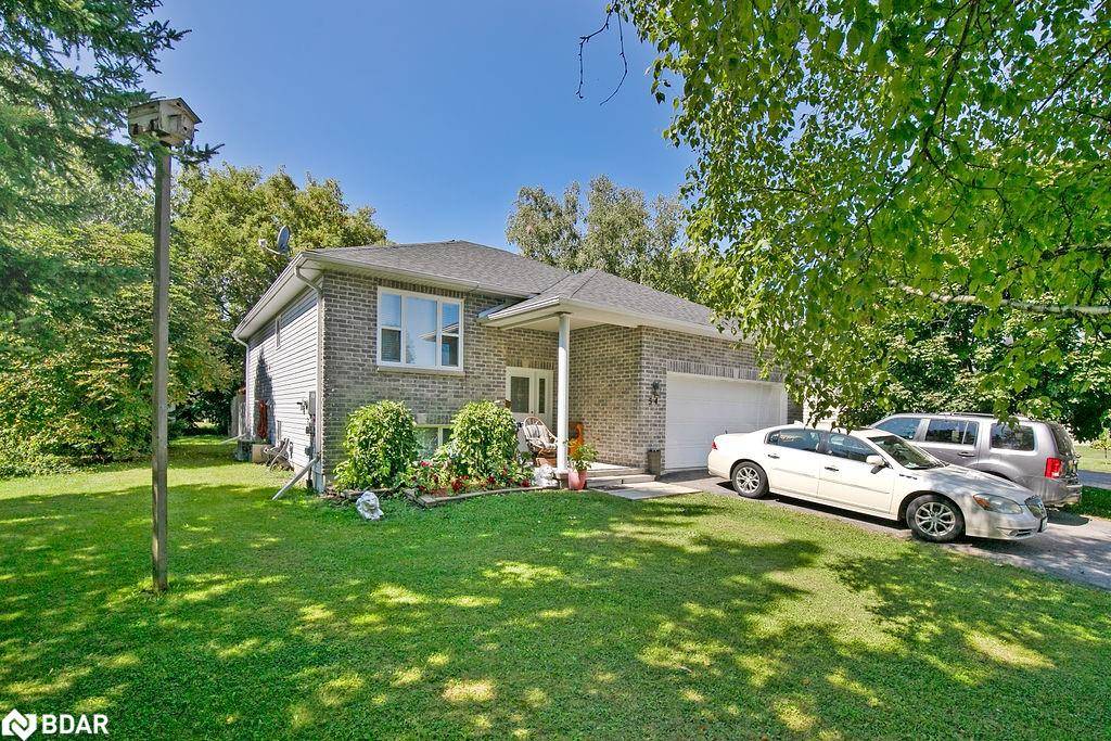 Bobcaygeon, ON K0M 1A0,54 Birch Crescent