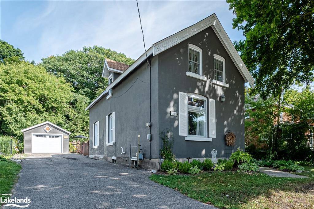 Orillia, ON L3V 3M4,250 Harvey Street