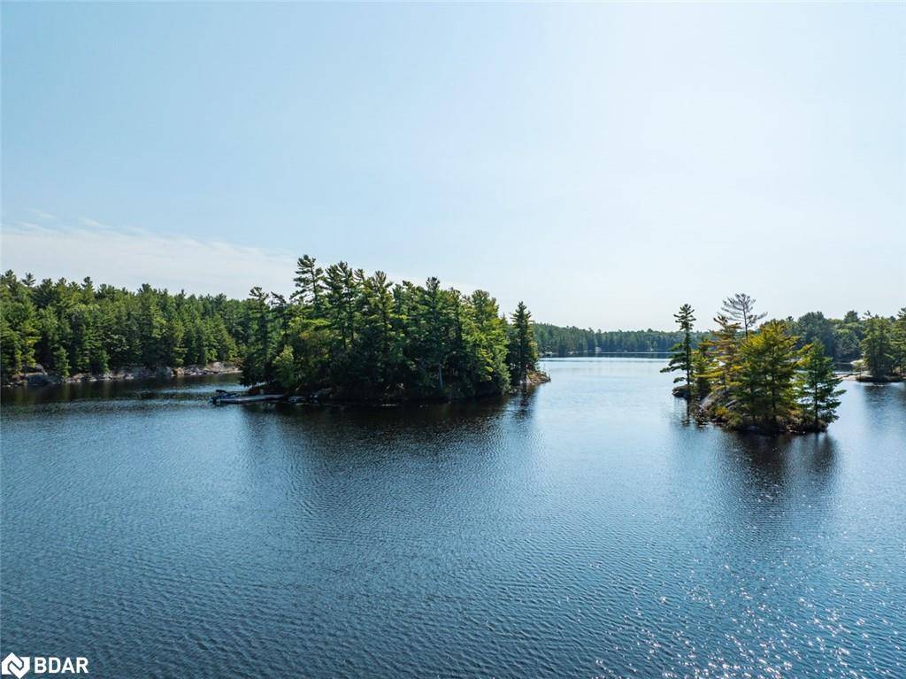 The Archipelago, ON P0G 1G0,431 Healey Lake Water Drive