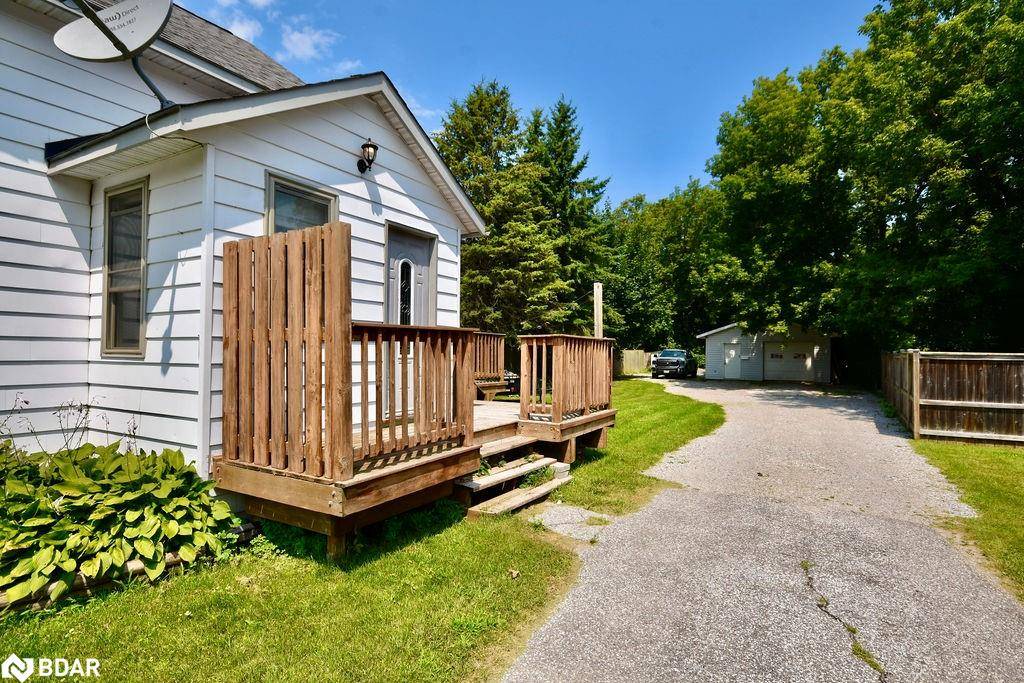 Orillia, ON L3V 5S6,68 Dufferin Street