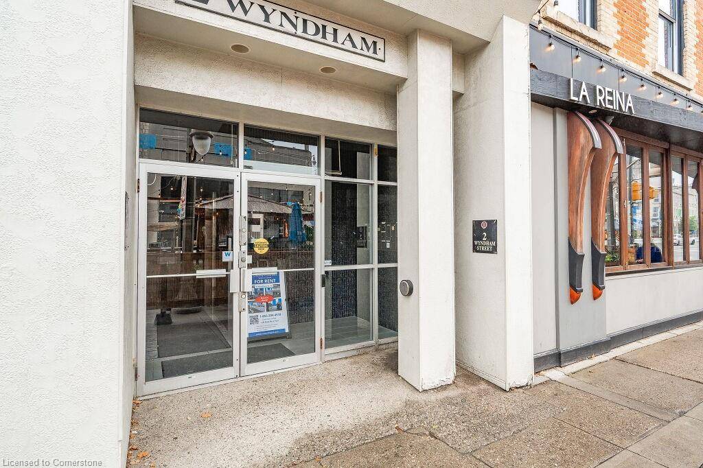 Guelph, ON N1H 4E3,2 Wyndham Street N #S6