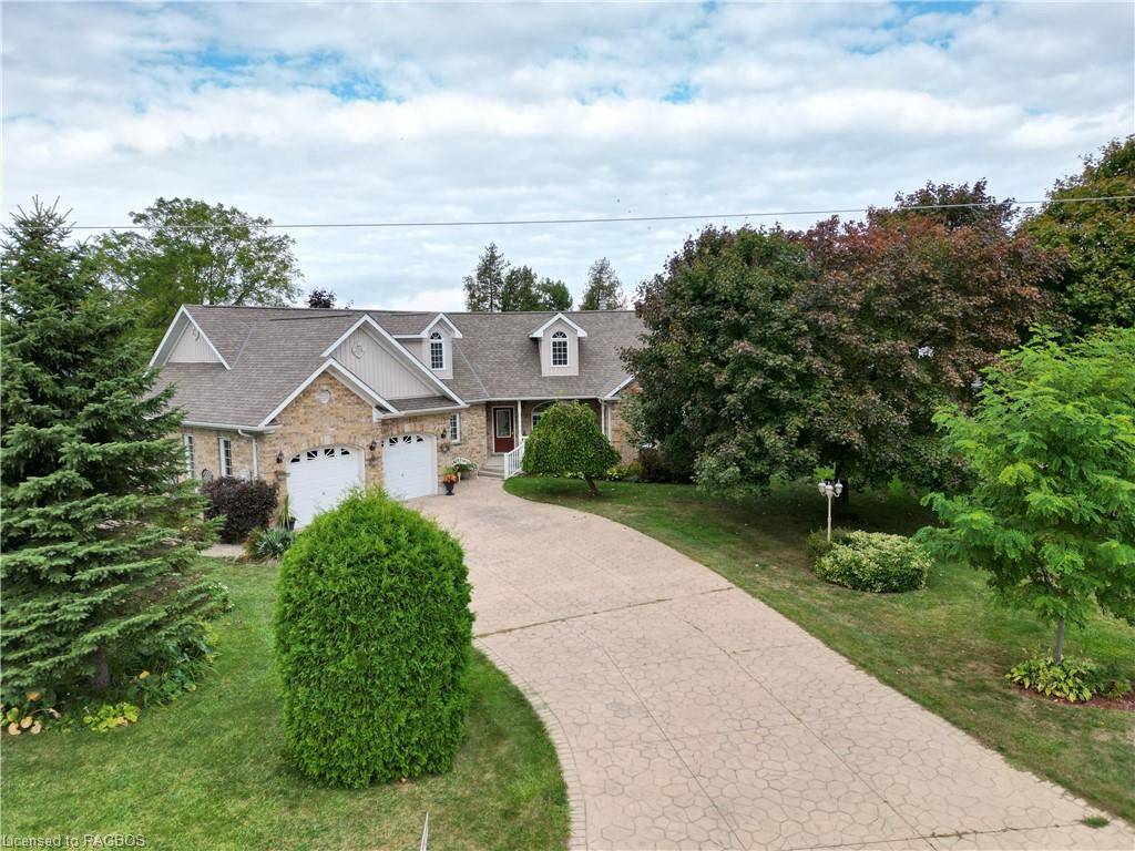 Huron-kinloss, ON N2Z 2X3,898 Parkplace