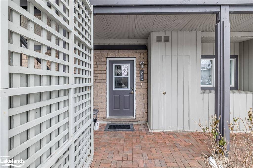 Collingwood, ON L9Y 5C7,656 Johnston Park Avenue #13