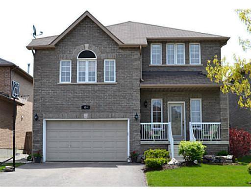 Barrie, ON L4N 0X7,114 Raymond Crescent #upper