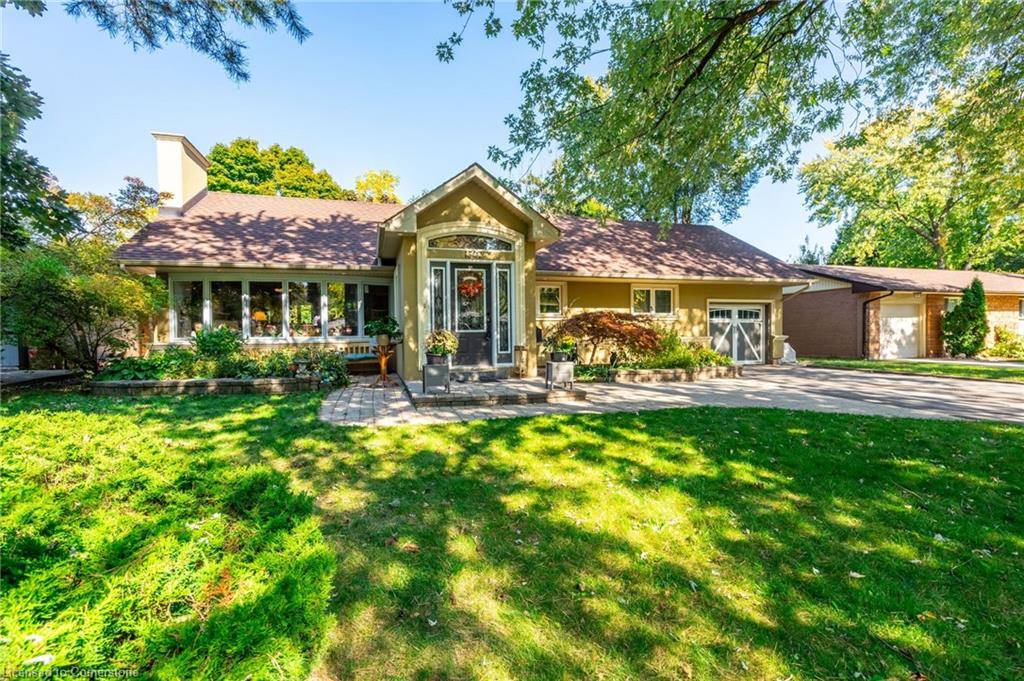 Oakville, ON L6H 2J1,1307 Ingledene Drive