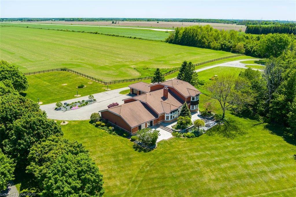 Kincardine, ON N2Z 2X6,248 Bruce Road 23