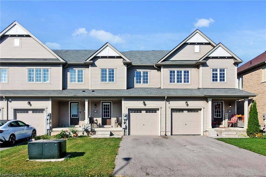 Niagara Falls, ON L2H 3R5,7784 White Pine Crescent Crescent