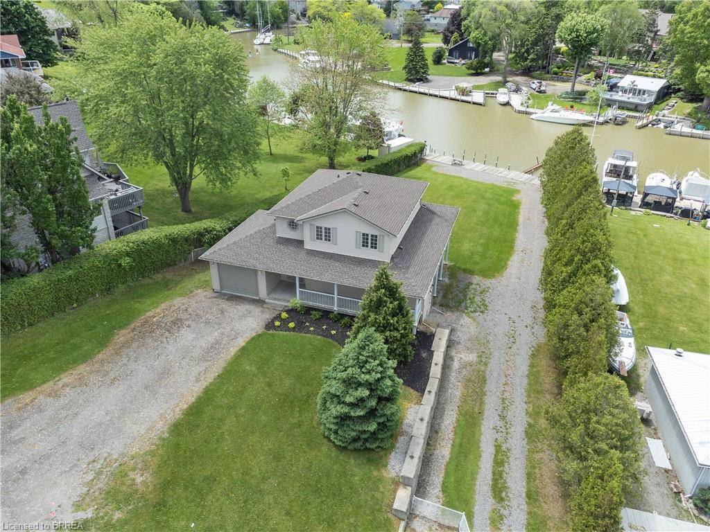 Port Dover, ON N0A 1N7,5 Jaylin Crescent