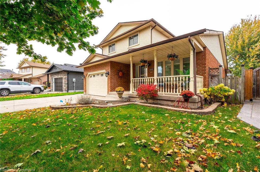 Beamsville, ON L0R 1B5,4545 Ivy Gardens Crescent