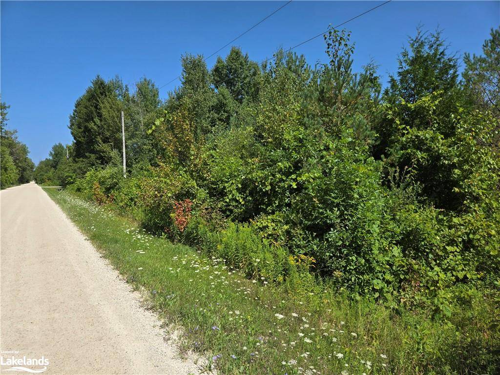 Clearview, ON L0M 1S0,2149 Fifth Concession Road N