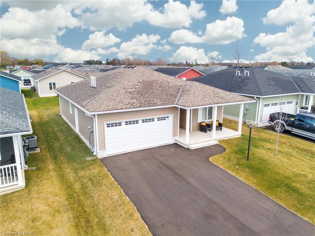 Ashfield-colborne-wawanosh, ON N7A 0C6,198 Lake Breeze Drive